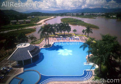 Dusit Island Resort 14